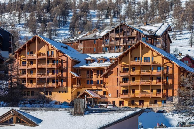 Noemys Deneb Aparthotel Risoul Exterior photo