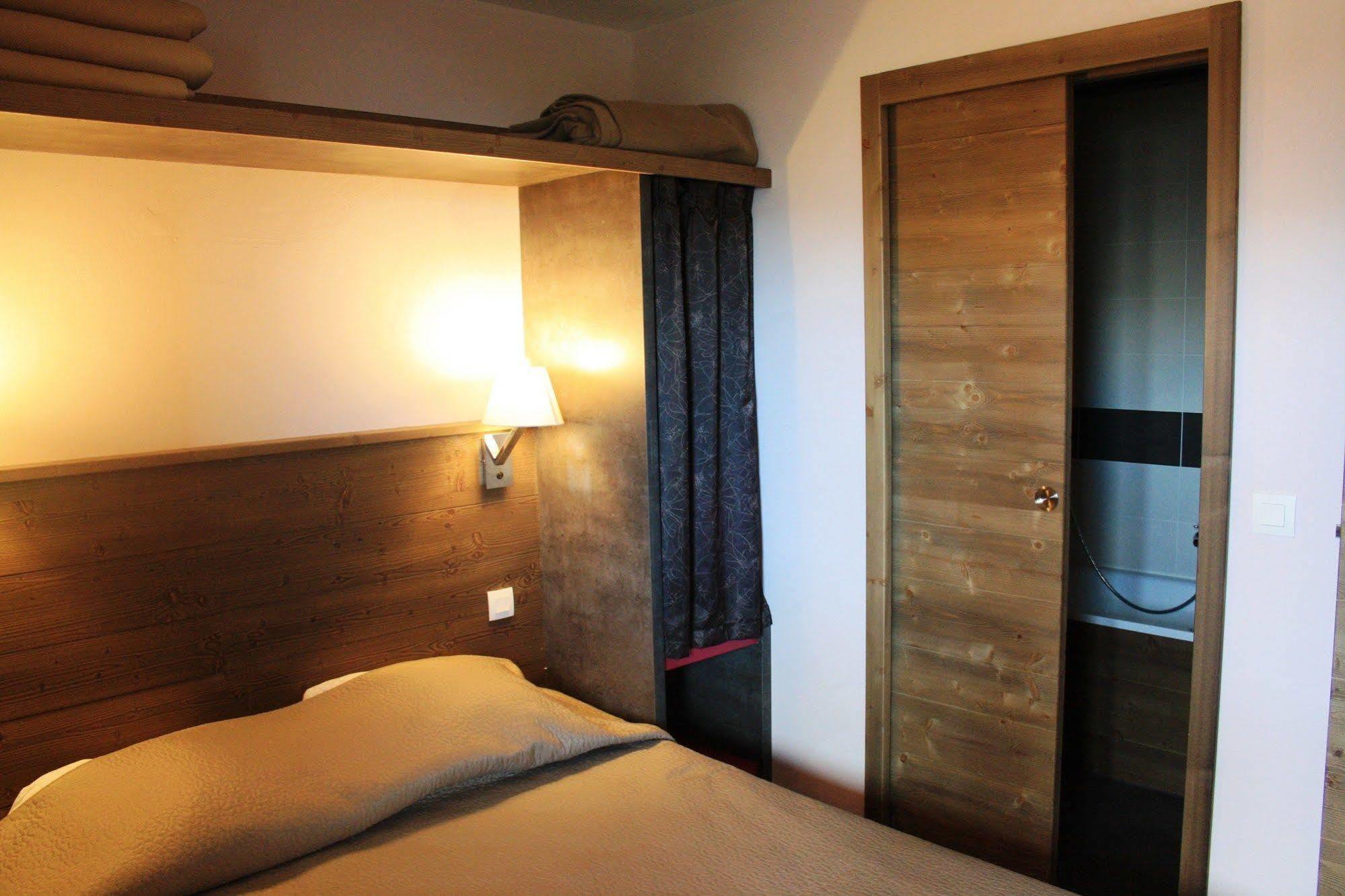 Noemys Deneb Aparthotel Risoul Exterior photo